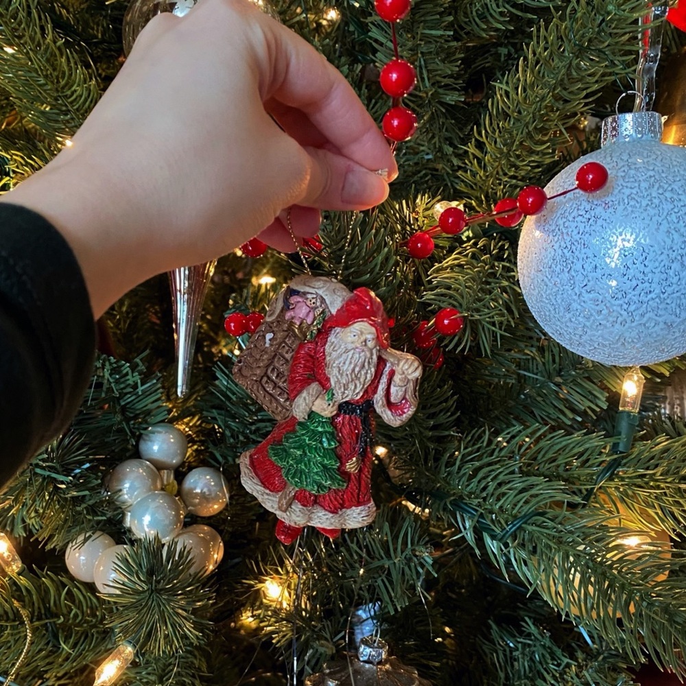 Vintage Ceramic Heavy Christmas Mornin Santa Claus Christmas Ornament
